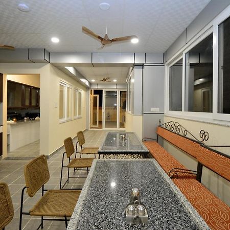 Kapish Home-All Pure Veg ジャイプール エクステリア 写真